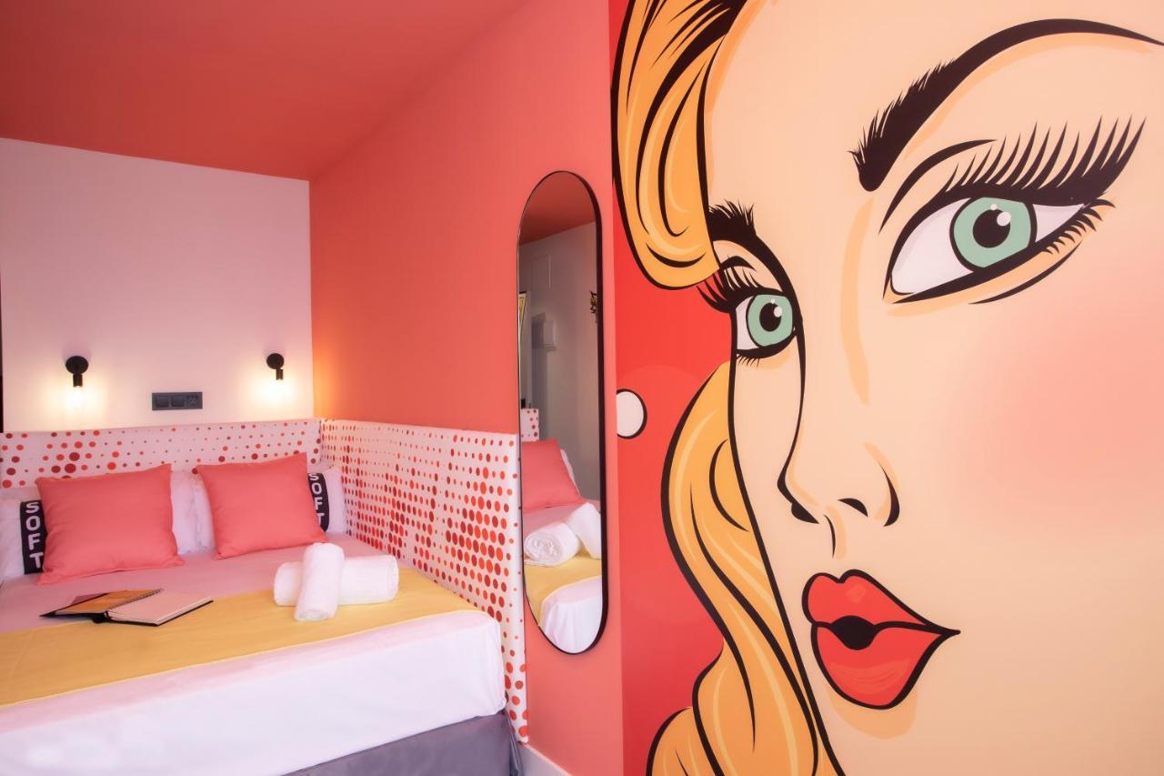 Casual Pop Art